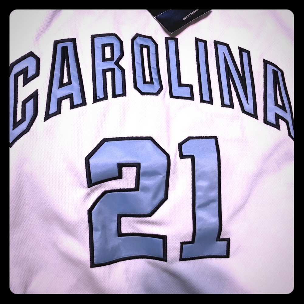 NCAA North Carolina Tarheels XL Vintage basketball jersey